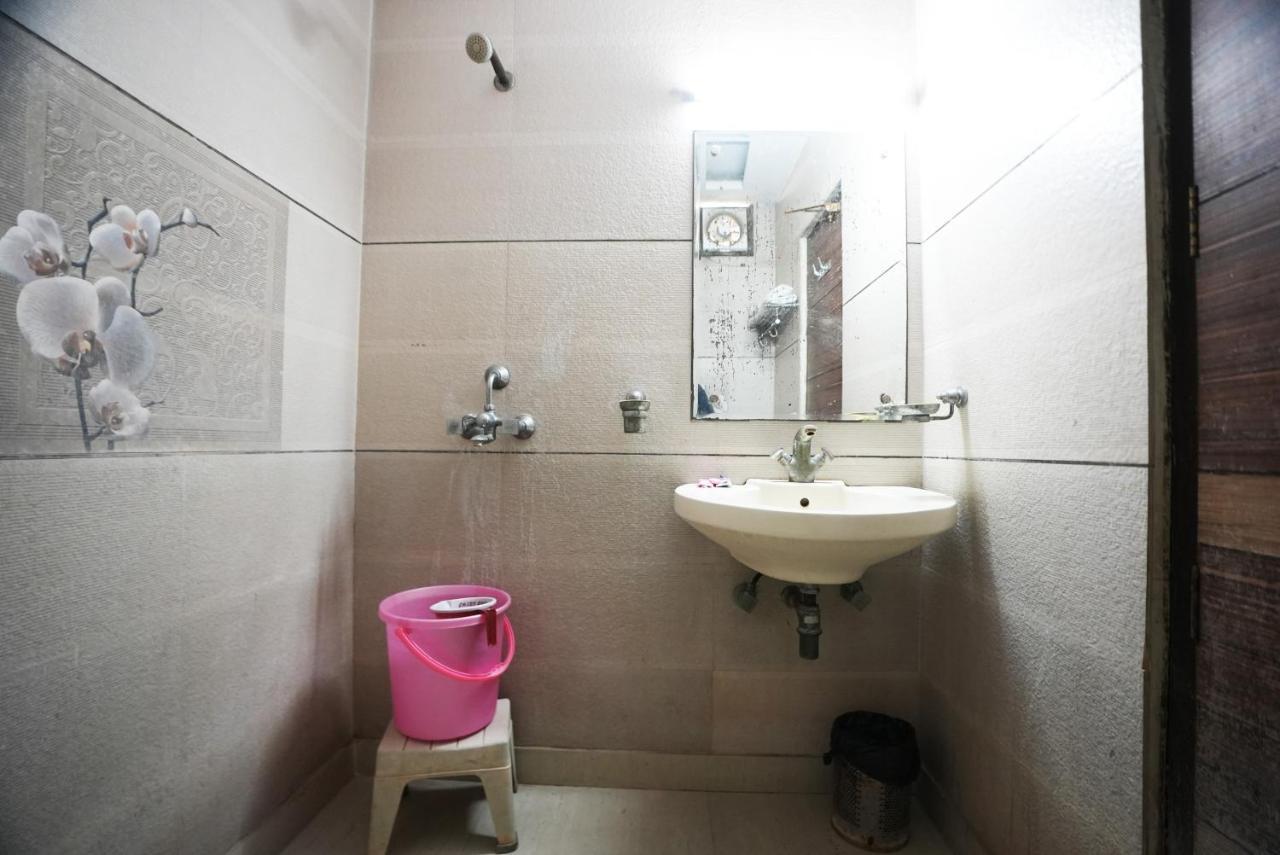 Hotel Classic New Delhi Ngoại thất bức ảnh